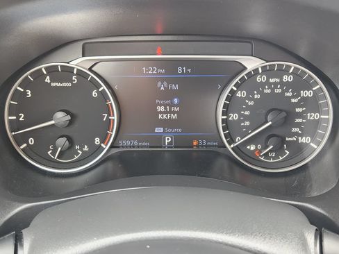 Used 2024 Nissan Altima 2.5 SV FWD image 15
