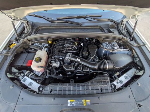 Used 2025 Jeep Grand Cherokee L Laredo image 34