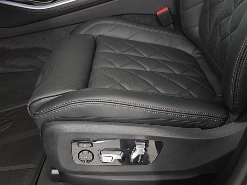 New 2026 BMW X5 xDrive50e w/ M Sport Package image 28