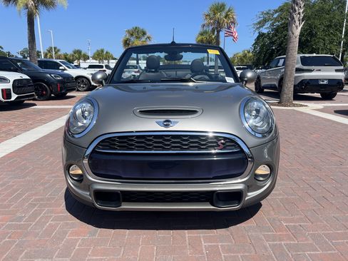 Used 2017 MINI Cooper S FWD image 3
