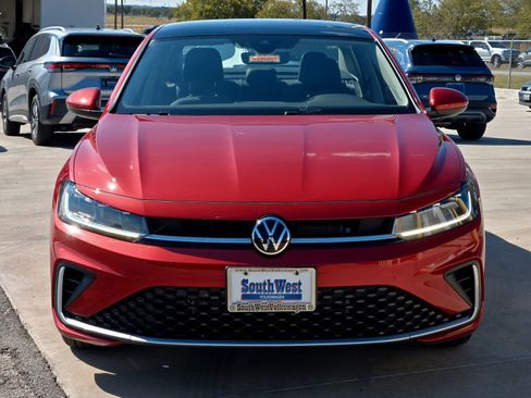 New 2025 Volkswagen Jetta SE image 6