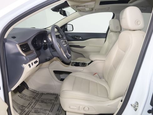 Used 2023 GMC Acadia Denali w/ Denali Ultimate Package AWD/4WD image 13