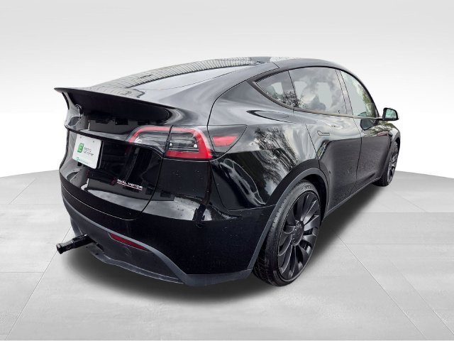 Used 2023 Tesla Model Y Performance AWD/4WD image 7