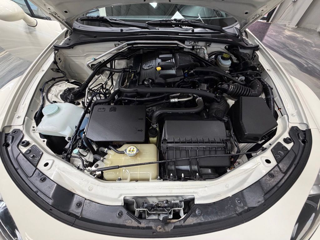 Used 2009 MAZDA MX-5 Miata Touring w/ Suspension Pkg RWD image 45