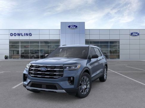 New 2026 Ford Explorer Active w/ Active Comfort Package image 2