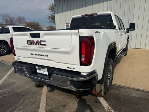 Used 2021 GMC Sierra 3500 SLT w/ SLT Premium Package image 6