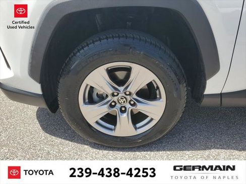 Certified 2022 Toyota RAV4 XLE w/ Convenience Package FWD image 12