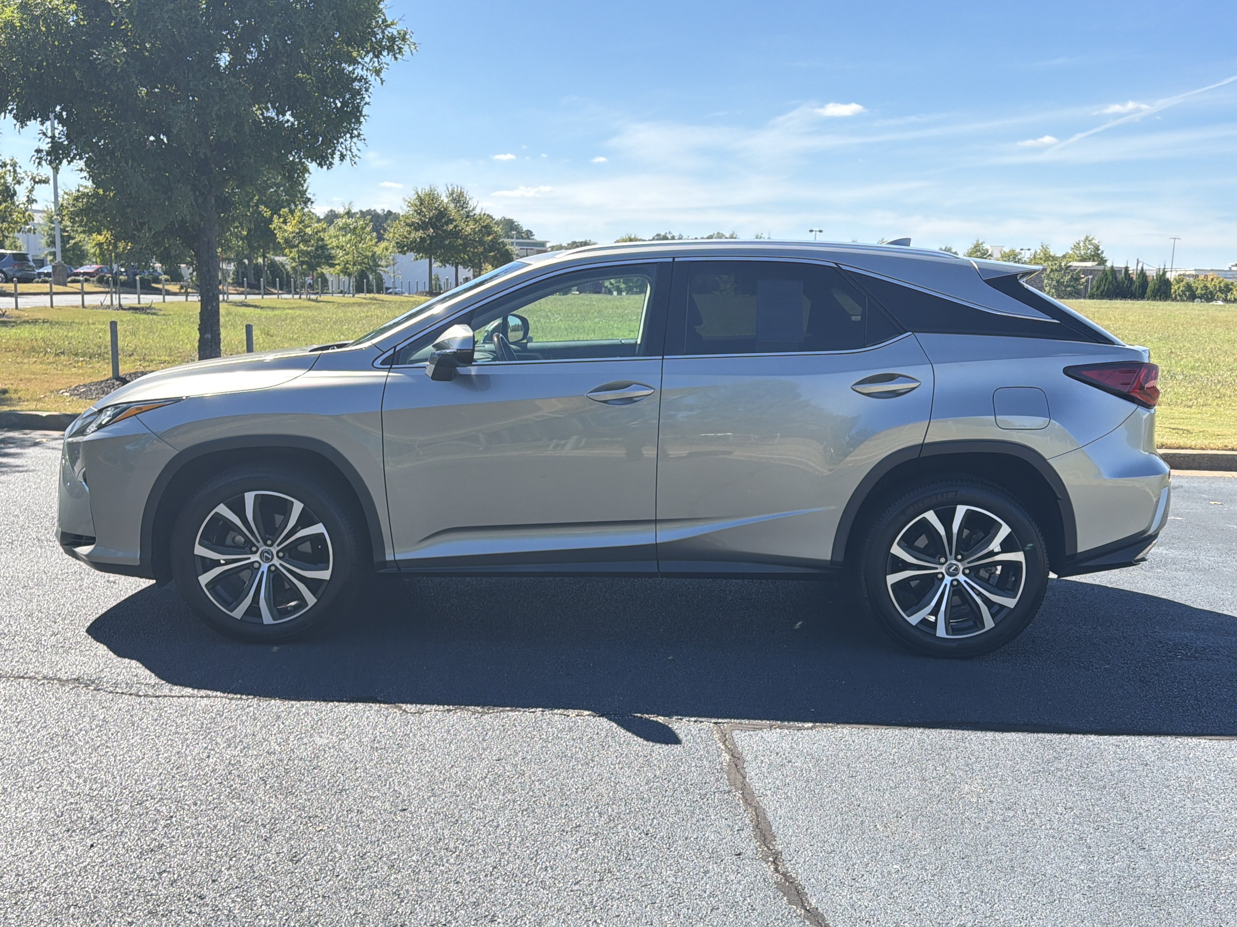 Used 2019 Lexus RX 350 FWD w/ Navigation Package image 6