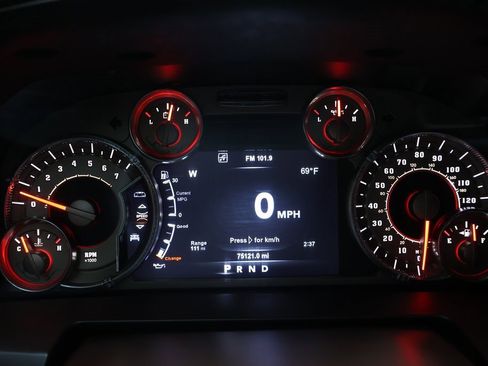 Used 2018 RAM 1500 Laramie Longhorn image 20