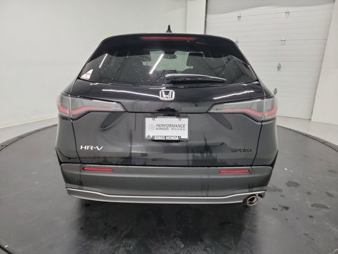 Certified 2024 Honda HR-V Sport image 8