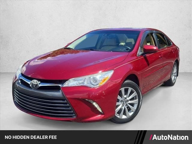 Used 2017 Toyota Camry XLE w/ Moonroof Package FWD image 1