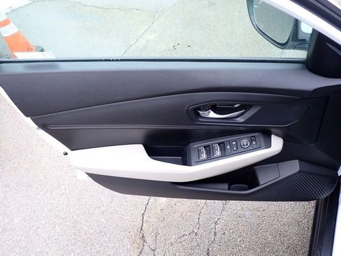 Used 2024 Honda Accord EX image 19