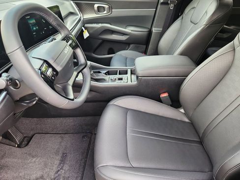 New 2026 Kia Sorento S FWD image 10
