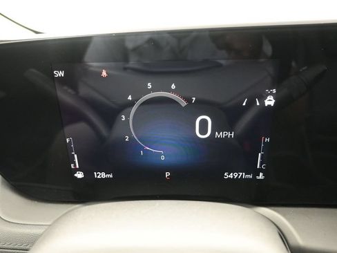 Used 2024 Buick Encore GX Sport Touring AWD/4WD image 12
