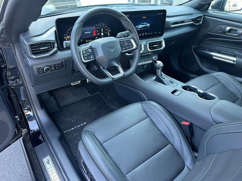 Used 2025 Ford Mustang Premium RWD image 8