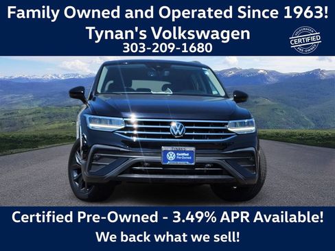 Certified 2024 Volkswagen Tiguan SE AWD/4WD image 1
