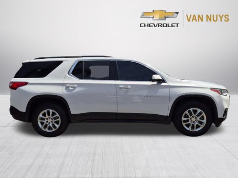 Used 2019 Chevrolet Traverse LT FWD image 4