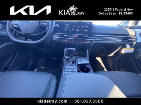 New 2026 Kia Sportage EX image 10