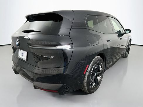 Used 2024 BMW iX xDrive50 w/ Sport Package AWD/4WD image 5