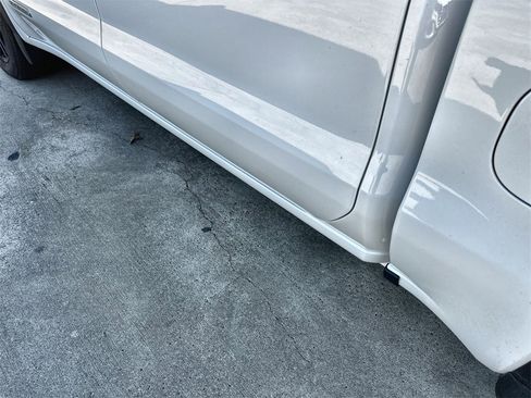 Used 2024 GMC Sierra 1500 Elevation image 13