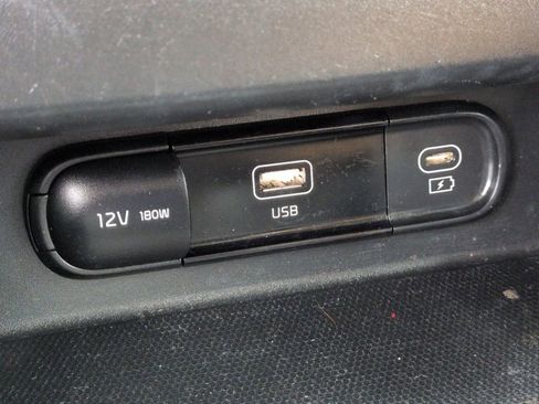 Certified 2024 Kia Seltos EX FWD image 27