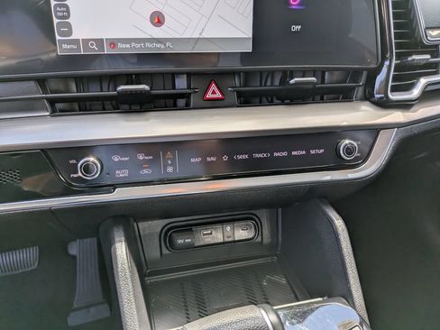 Certified 2024 Kia Sportage EX FWD image 24