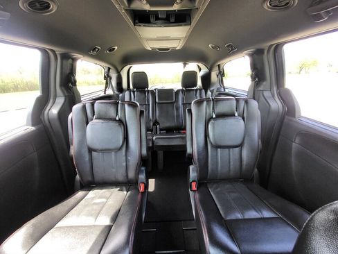 Used 2014 Dodge Grand Caravan R/T w/ Trailer Tow Group FWD image 25