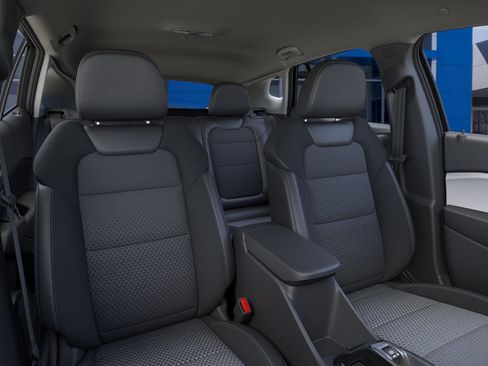 New 2026 Chevrolet Trax LT w/ LT Convenience Package FWD image 18