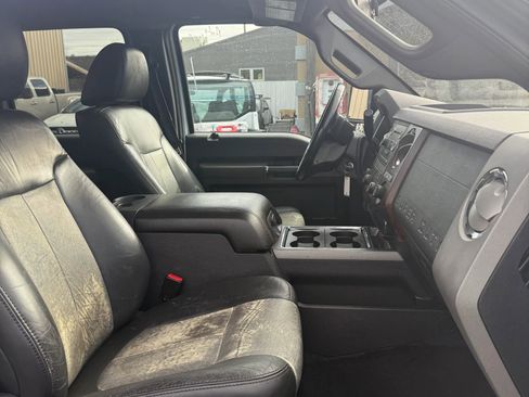 Used 2011 Ford F250 Lariat image 16