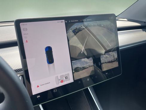 Used 2021 Tesla Model Y Long Range AWD/4WD image 15