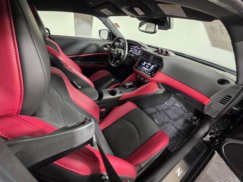 Used 2024 Nissan Z Performance w/ Floor Mat Package RWD image 15