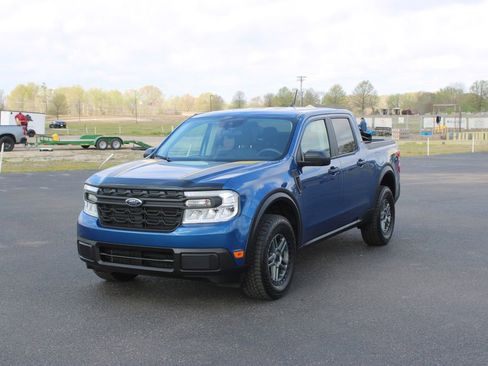 Used 2024 Ford Maverick XL image 4