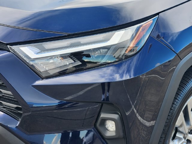 Used 2023 Toyota RAV4 XLE Premium FWD image 9