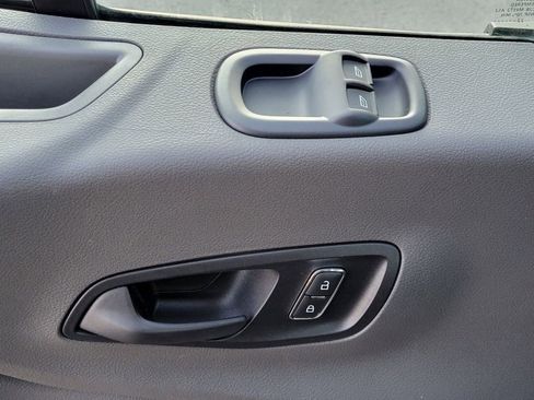 Used 2022 Ford E-Transit Medium Roof w/ Interior Upgrade Package image 29