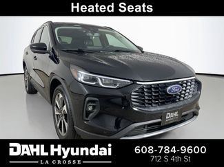 Used 2024 Ford Escape Platinum AWD/4WD video 1