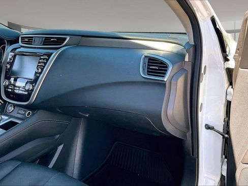 Used 2021 Nissan Murano SL FWD image 16