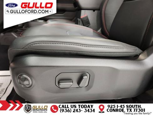 Used 2025 Jeep Wrangler Unlimited Rubicon image 23