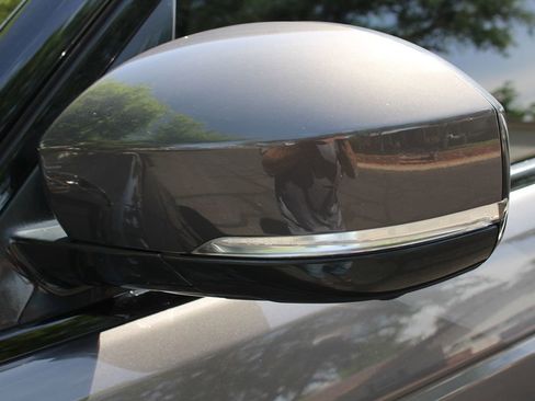 Used 2016 Land Rover Range Rover Supercharged AWD/4WD image 77