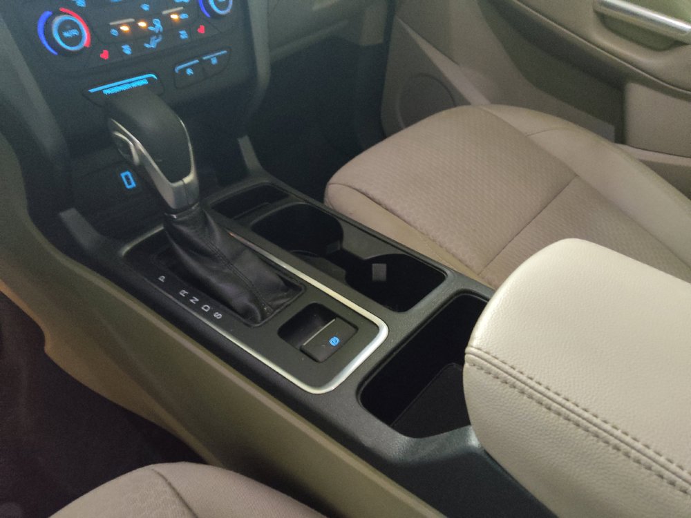 Used 2019 Ford Escape SE FWD image 26
