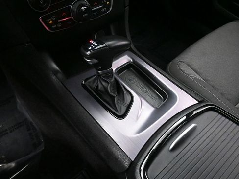 Used 2018 Dodge Charger R/T w/ Blacktop Package image 33