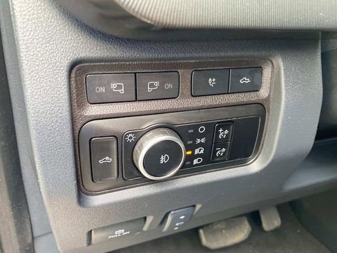 Used 2024 Ford F250 Platinum w/ FX4 Off-Road Package AWD/4WD image 15
