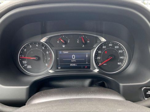 Used 2023 GMC Acadia SLE w/ Driver Convenience Package FWD image 21