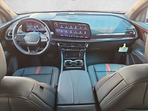 New 2026 Chevrolet Traverse RS w/ LPO, Floor Liner Package AWD/4WD image 15