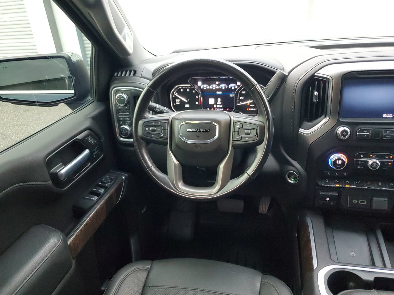 Used 2022 GMC Sierra 1500 Denali w/ Denali Premium Package AWD/4WD image 13