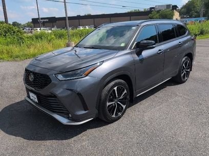 Used 2022 Toyota Highlander XSE