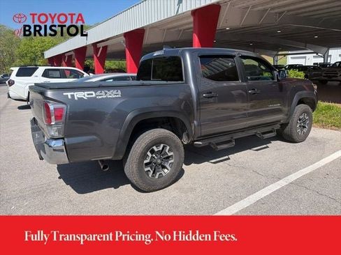 Used 2020 Toyota Tacoma TRD Off-Road AWD/4WD image 9