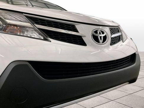 Used 2013 Toyota RAV4 XLE AWD/4WD image 30