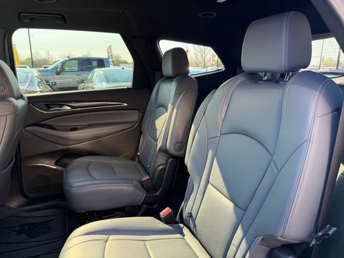 Used 2024 Buick Enclave Essence w/ Sport Touring Edition image 19