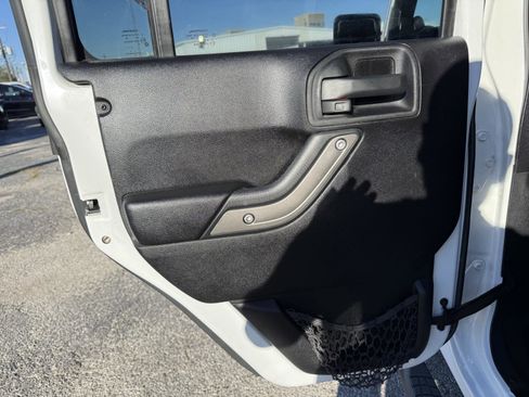 Used 2014 Jeep Wrangler Unlimited Sport w/ Quick Order Package 24S image 16