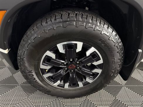 Used 2024 Nissan Frontier Pro-X w/ Pro Convenience Package image 11